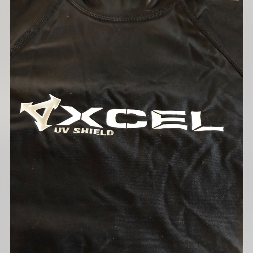 XCEL | Rash Guard | Size S - Picture 4 of 7